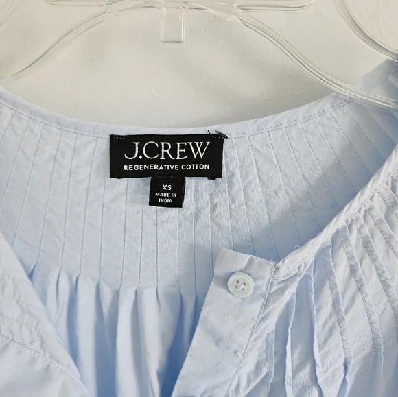 J. Crew Blue Eyelet Top Pleated Detail Full Sleeves - Picture 4 of 5